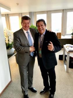 GERARDO MARTINEZ MET GUY RYDER