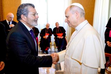 GERARDO MART&Iacute;NEZ FUE RECIBIDO POR EL PAPA LE&Oacute;N XIV