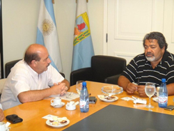 Gerardo Mart&iacute;nez y H&eacute;ctor Laplace firmaron acuerdo intersindical